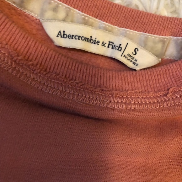 Abercrombie sweater - Picture 2 of 2